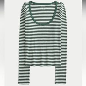 Hollister Ribbed Scoop Top (new with tags)
